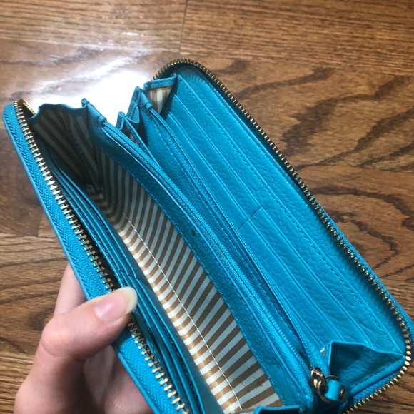 Kate Spade Wallet - Picture 8 of 10